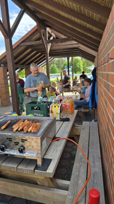 2025_05_03_FruehjahrsputzWaldschwimmbad_Foerderverein_3.jpeg