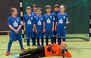 Artikelbild zu Fußball: U11 des ASV Faßberg zieht erfolgreich in Endrunde der Kreisme...