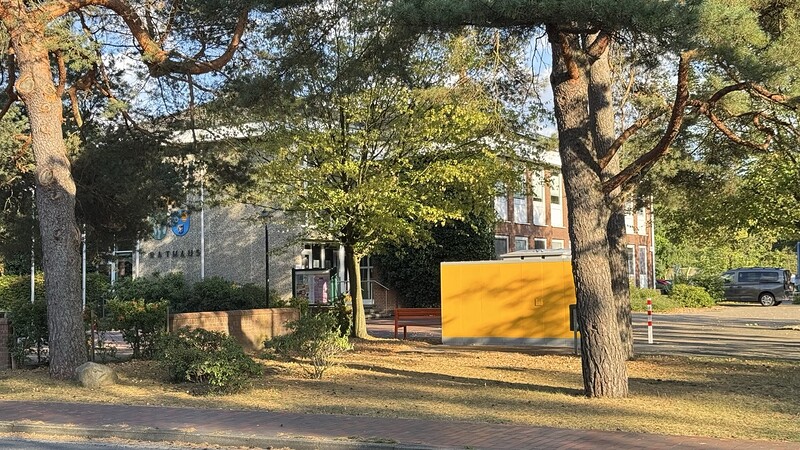 260809_Paketstation-Rathaus-Fassberg_MoinHeide1